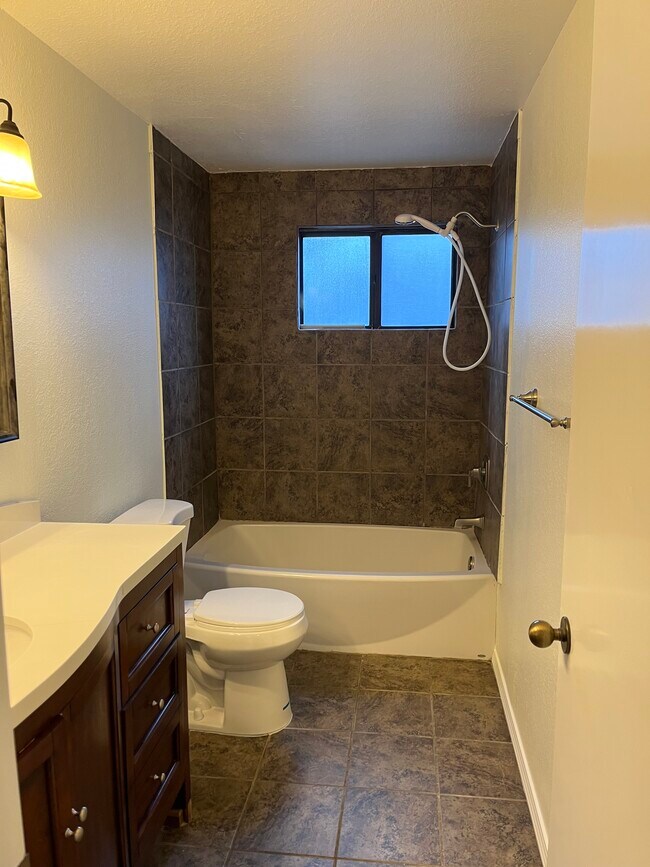 Building Photo - 3673 N Tumbleweed Plz