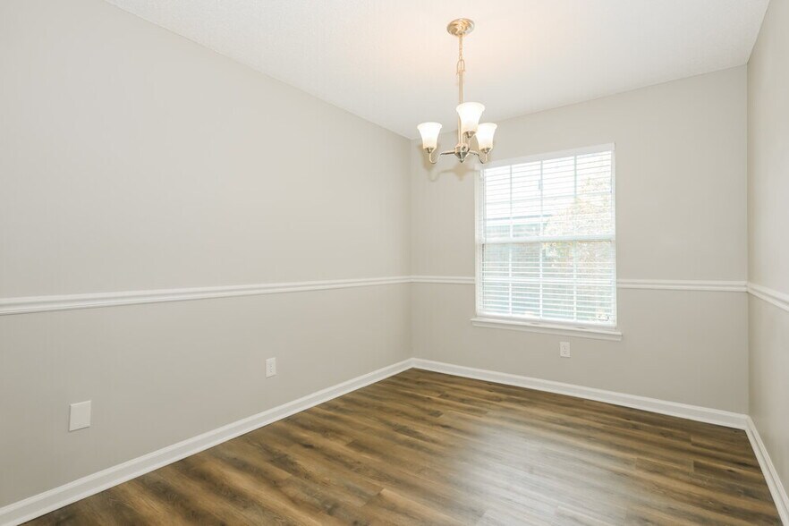 Building Photo - 1142 Windy Willows Dr