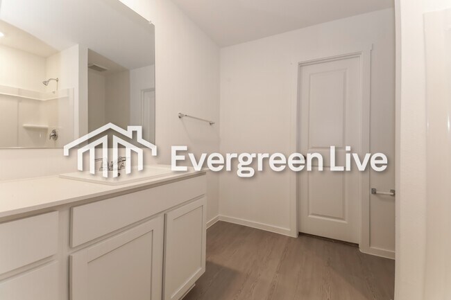 Building Photo - 2041 Welsh Ln