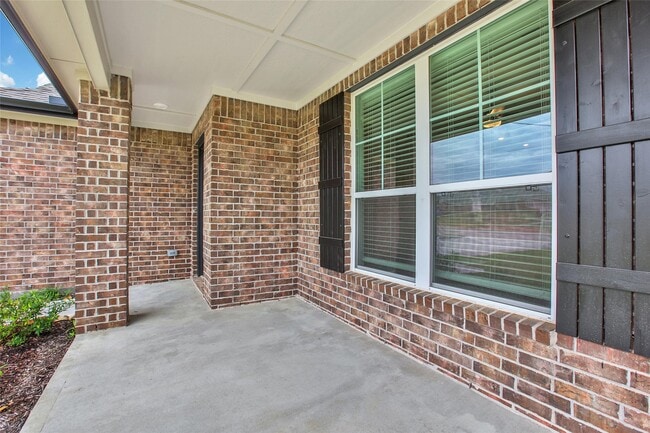 Building Photo - 141 County Rd 5102B