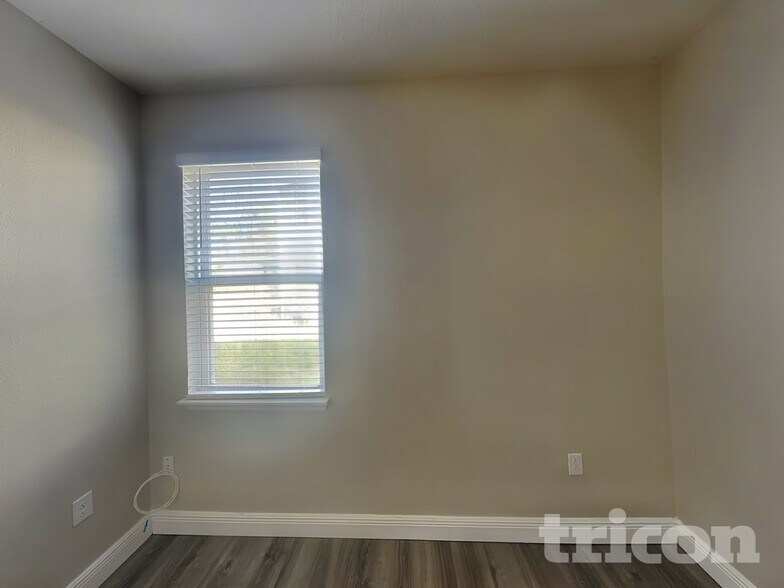 Building Photo - 1375 Riley Cir