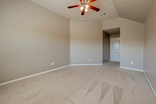 Building Photo - 13547 Breakwater Path Loop