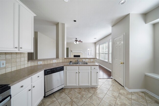 Building Photo - 5602 Beaver Pass Ln