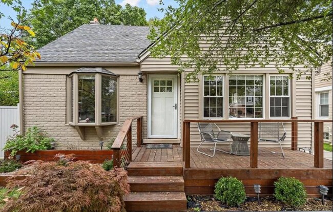 Primary Photo - 426 Hillcrest Ave