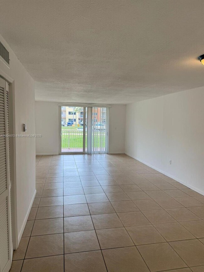 Building Photo - 6980 NW 186th St