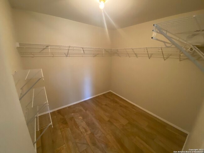 Building Photo - 16407 Runaway Crown