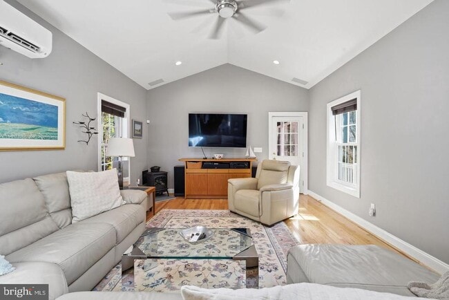 Building Photo - 5807 Blue Claw Ct