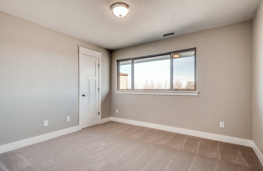 BEDROOM #1 - 3508 Dogwood Ave