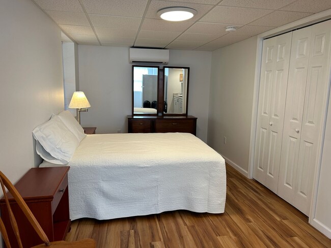 Building Photo - West AVL - Furnished Basement Efficiency