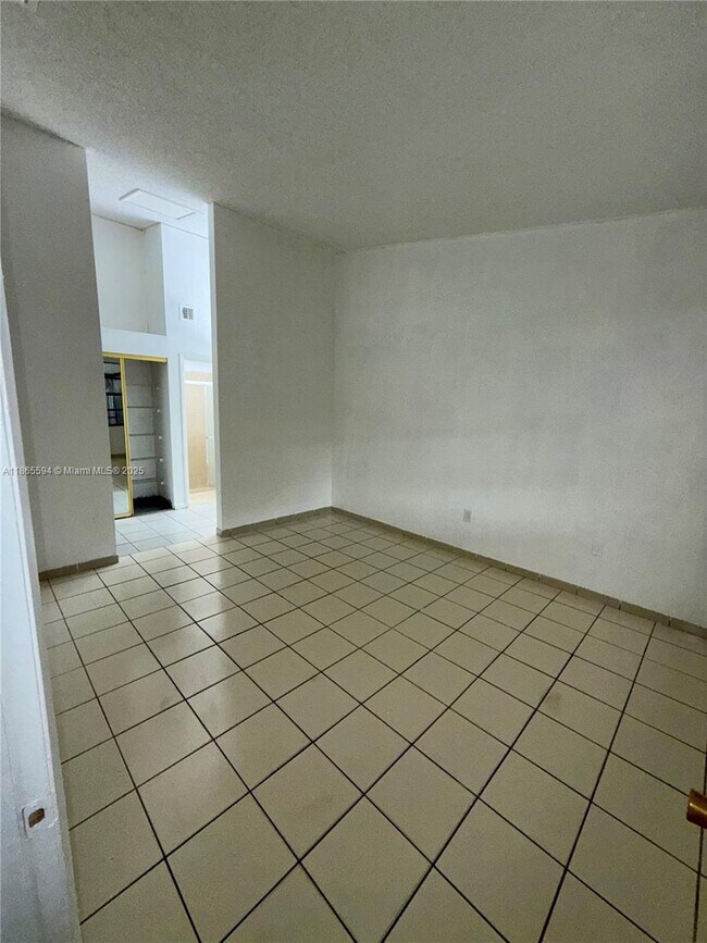 Building Photo - 6703 NW 192nd Terrace