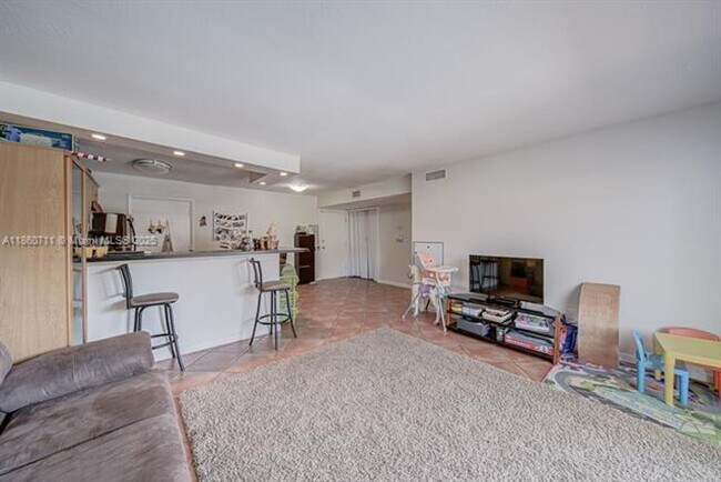 Building Photo - 7477 SW 82nd St