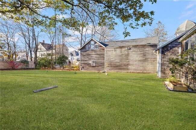 Building Photo - 31 Cranston Ave