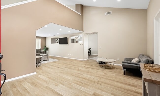 Building Photo - 79309 Paseo Del Rey