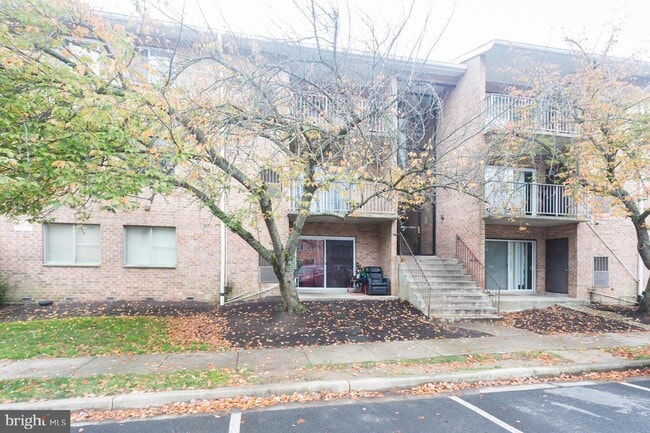 Building Photo - 7981 Audubon Ave