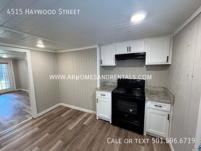 Building Photo - 4515 Haywood St