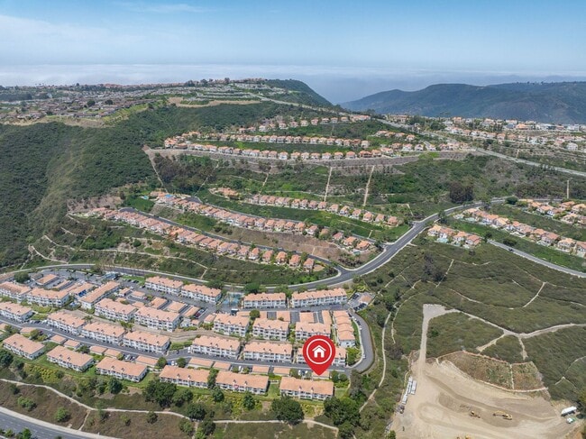 Building Photo - Stylish Laguna Niguel View Condo in Resort-Style Beach Community