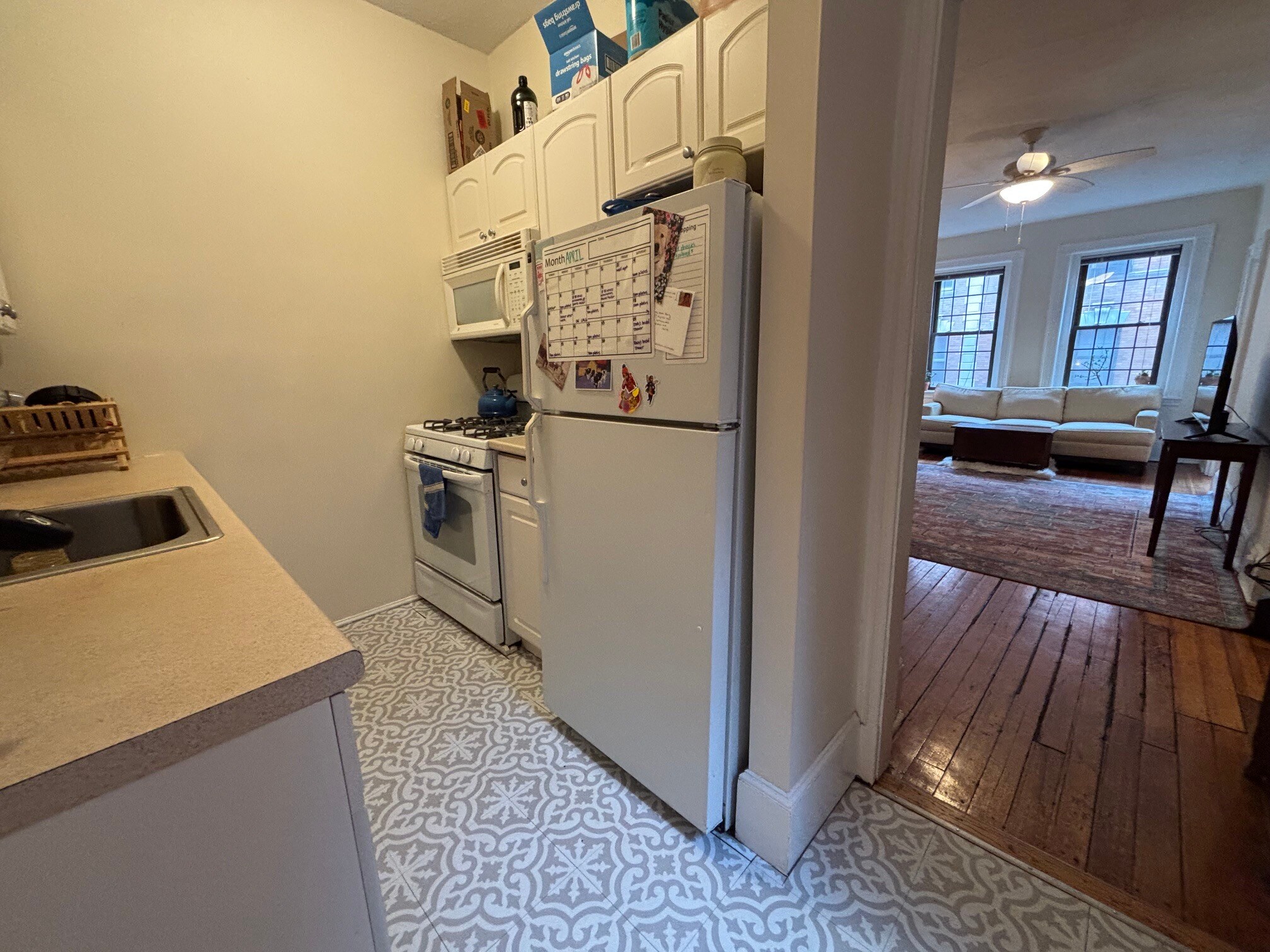 Building Photo - 2 Myrtle St