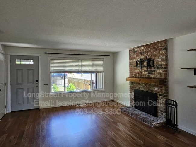 Building Photo - 8645 SW Avery St