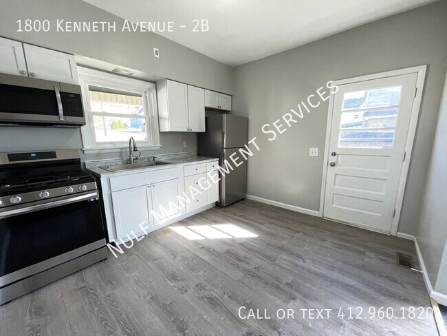 Building Photo - 1800 Kenneth Ave