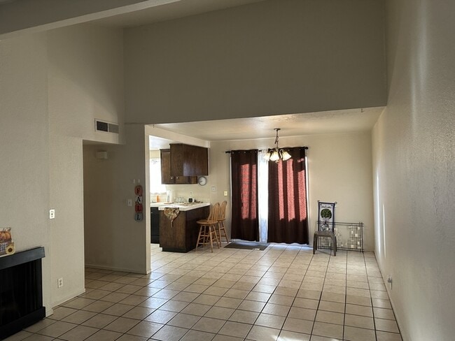 Building Photo - 2930 Whittier Ct