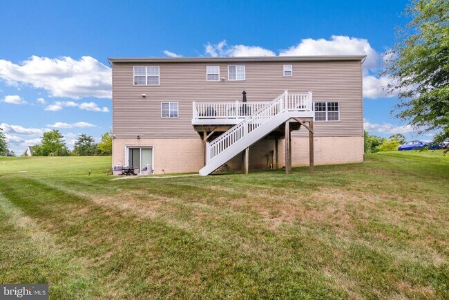Building Photo - 5802 Rocky Trl Wy