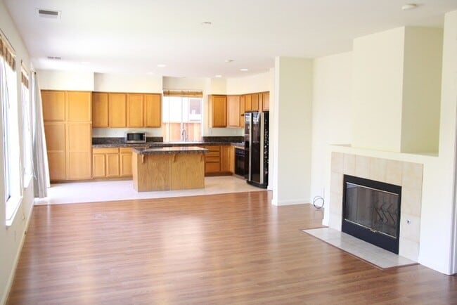Building Photo - 1724 Feasel Ct