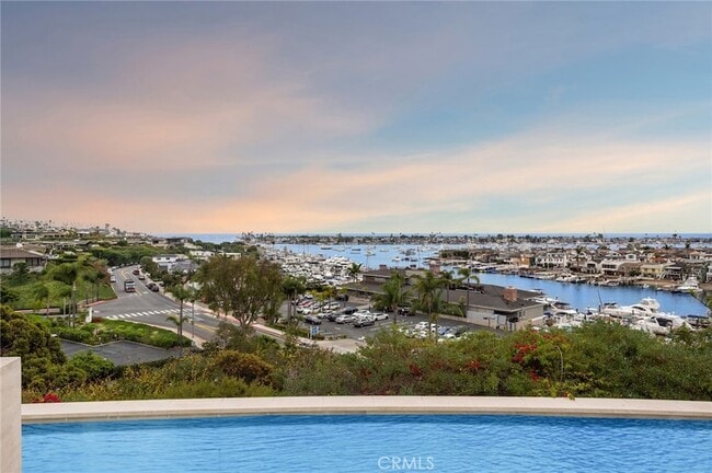 Building Photo - 1523 Dolphin Terrace