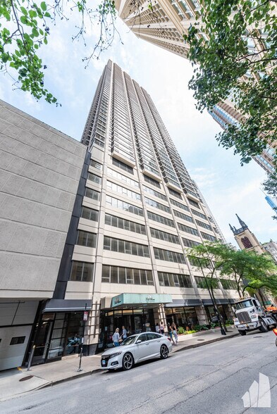 Building Photo - 30 E Huron St