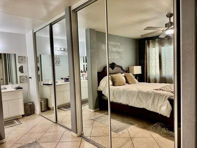 Building Photo - 13539 Quinta Way