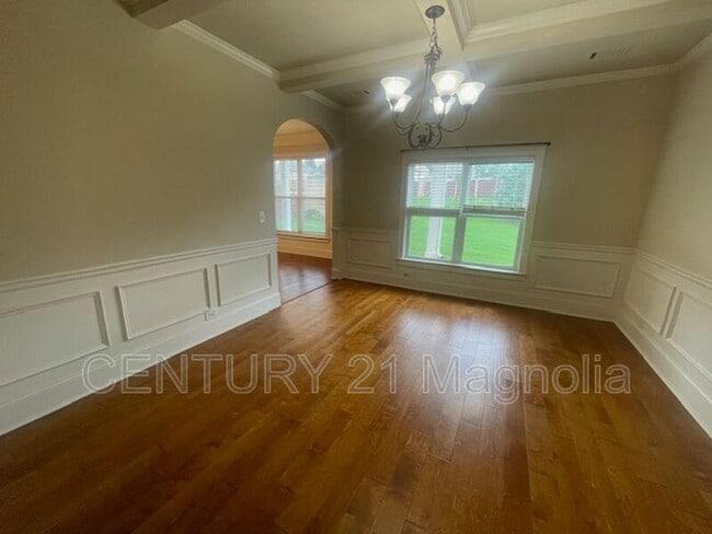 Building Photo - 2457 Sunflower Dr