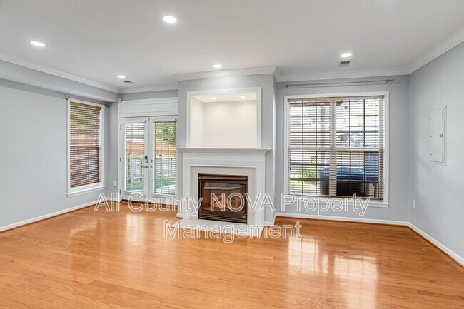 Building Photo - 2729 Celestial Dr