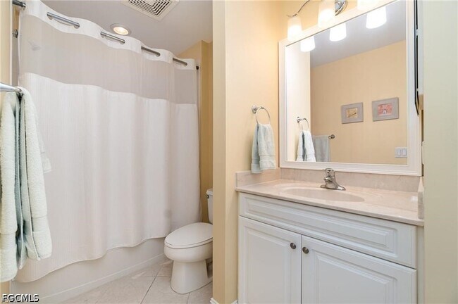 Building Photo - 10520 Amiata Way