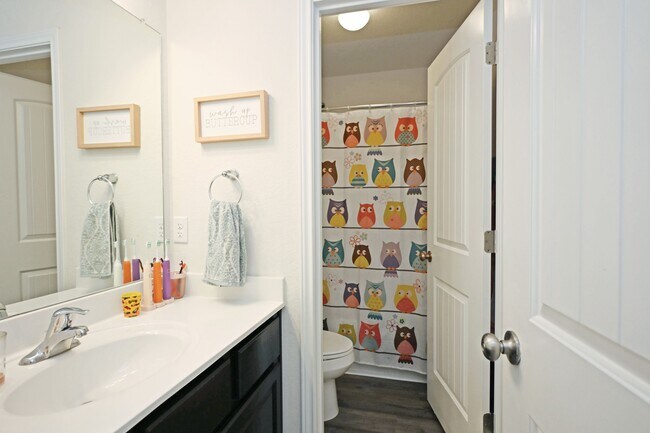 Building Photo - 138 Buttercup Bnd