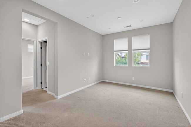 Building Photo - 16421 Veridian Cir