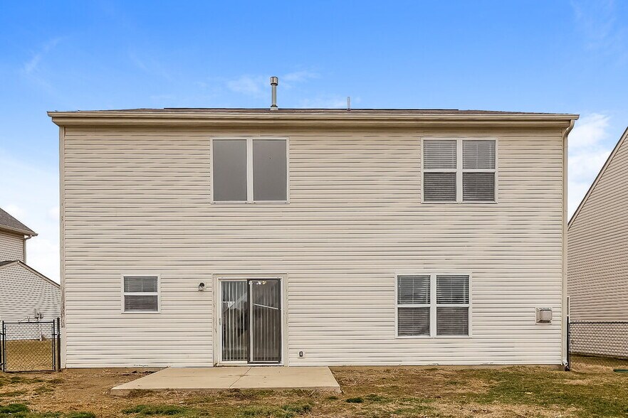 Building Photo - 5742 Twin River Ln