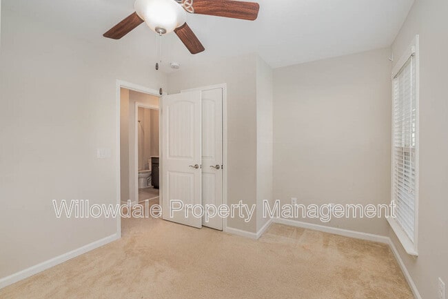 Building Photo - 8002 Reedybrook Crossing