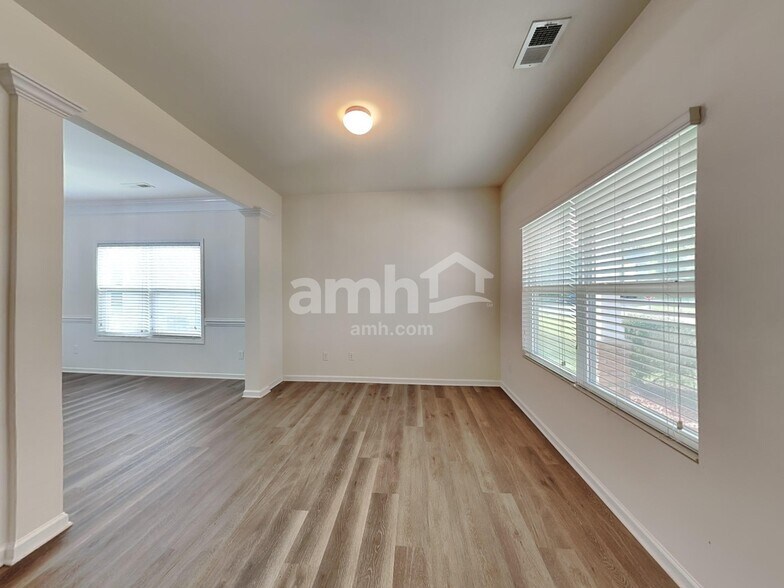 Building Photo - 3602 Nelson Creek Ln