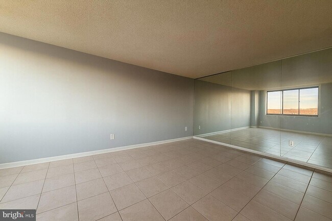 Building Photo - 5500 Holmes Run Pkwy