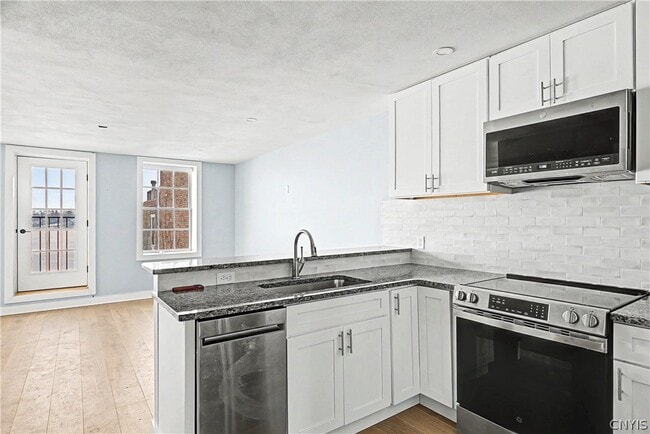 Building Photo - 28 E Genesee St