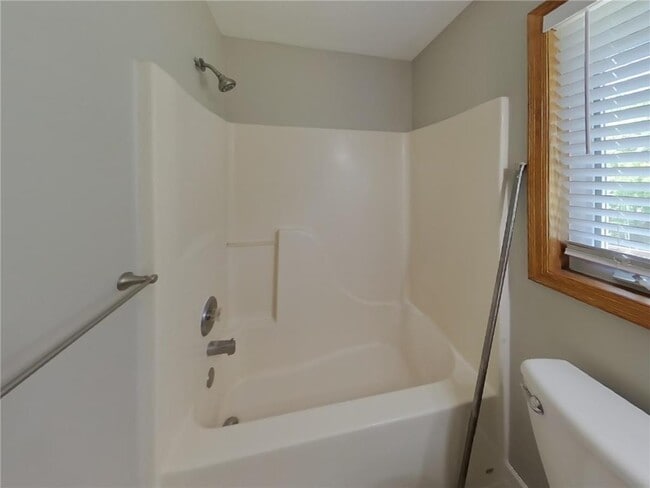 Building Photo - 14700 Junkite St NW