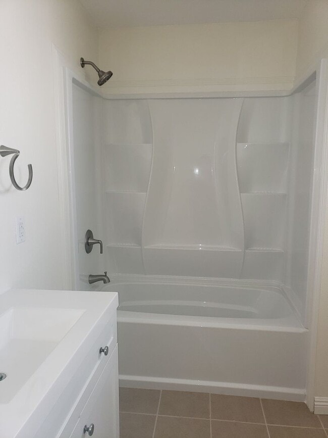 Building Photo - Remodeled/Updated home for Rent.