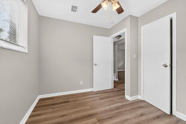 Building Photo - 940 Ferndale Pl