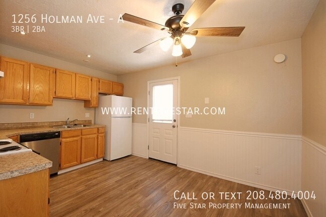 Building Photo - 1256 Holman Ave