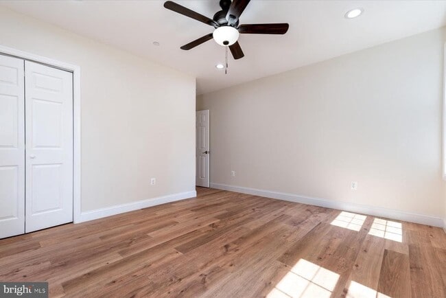 Building Photo - 1400 Lower View Ct