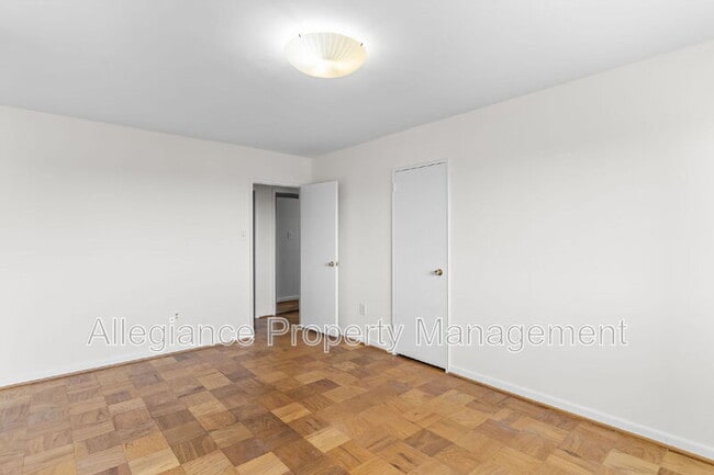 Building Photo - 1830 Columbia Pike