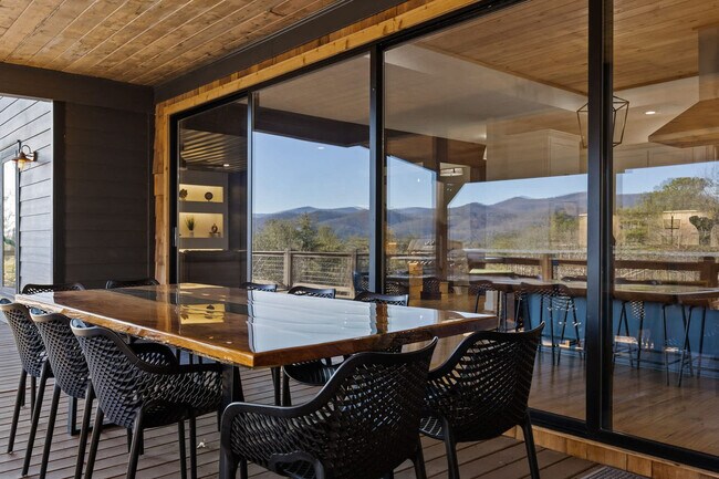 Building Photo - 554 Choctaw Ridge