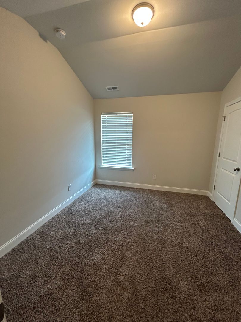 Building Photo - 6016 Barringer Ct