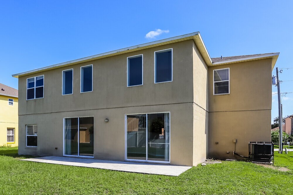 Building Photo - 355 Aylesbury Ct