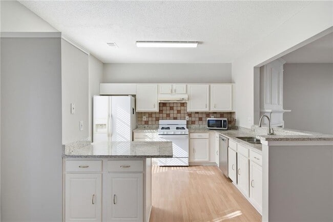Building Photo - 4645 Valais Ct