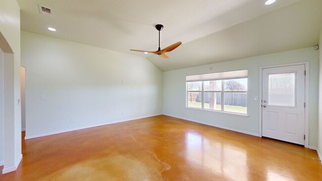 Building Photo - GORGEOUS HOME IN NOLANVILLE CLOSE TO FORT ...